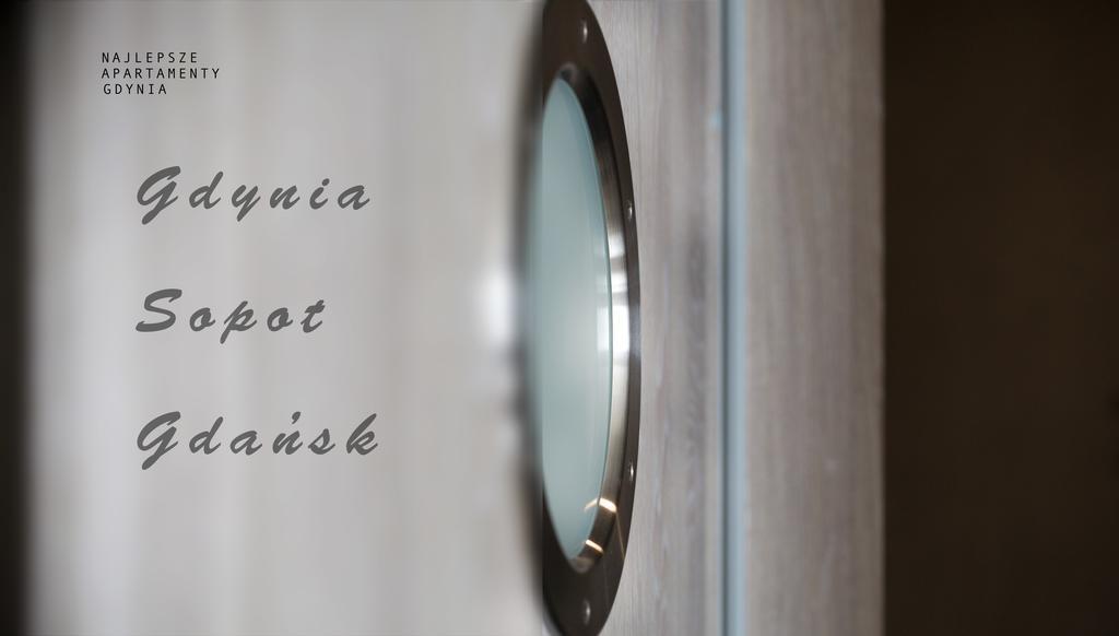 3 City Rooms Гдиня Екстер'єр фото